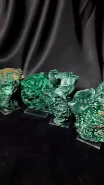 مالاکیت مخملی گرمی
