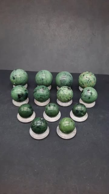 گوی یشم