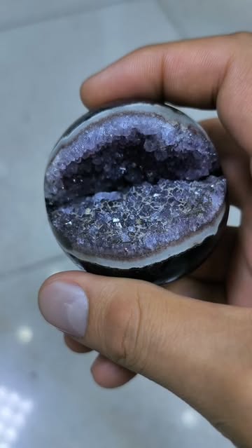 گوی ژلود امیتیست