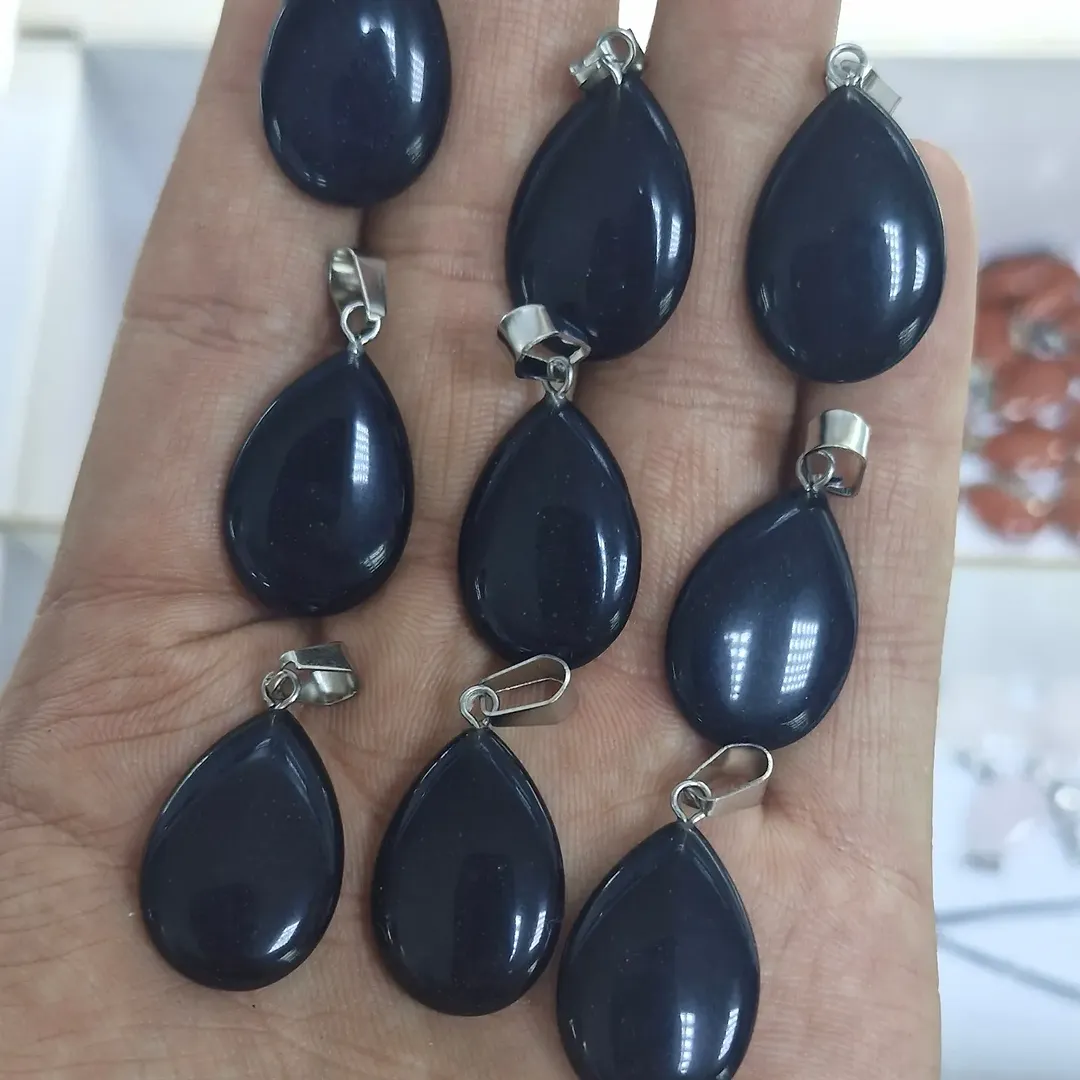 اویز اشکی
